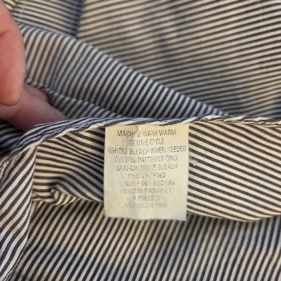 Roundtree & Yorke Gray And White Dress Shirt with Classic Collar Neck Size 17/34 - Picture 6 of 6